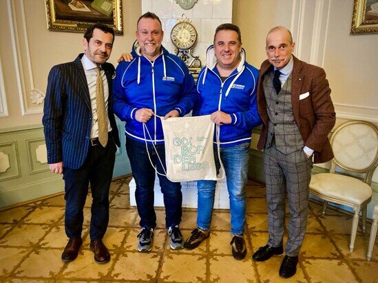 Federico Laurencich e Alberto Mlakar ricevuti in Comune a Gorizia dagli assessori Giulio Daidone e Fabrizio Oreti Federico Laurencich e Alberto Mlakar ricevuti in Comune a Gorizia dagli assessori Giulio Daidone e Fabrizio Oreti